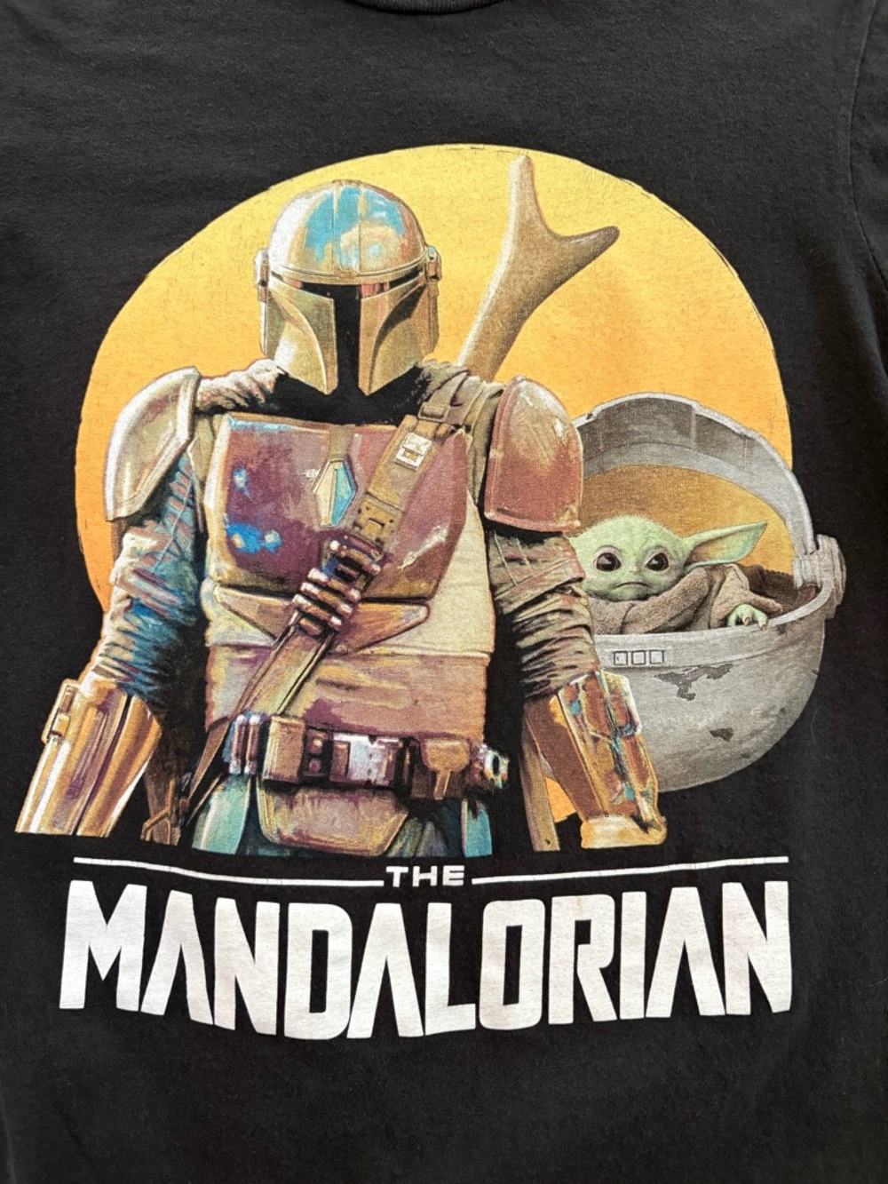 Star Wars **The Mandalorian** WOMENS Black Graphic Tee SMALL SM VINTAGE - Picture 2 of 8